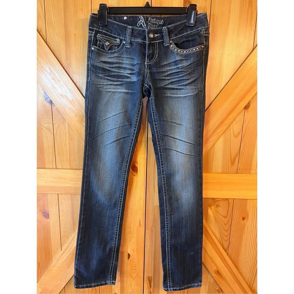 Antique Rivet Straight Jeans  Size 26 Rhinestone Gothic Rock (2129) Read
